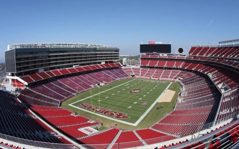 国足首秀告,塞尔吉尼奥,全场替补,B体育官网,B,Sports,足球直播,篮球赛事,体育高清,NBA直播