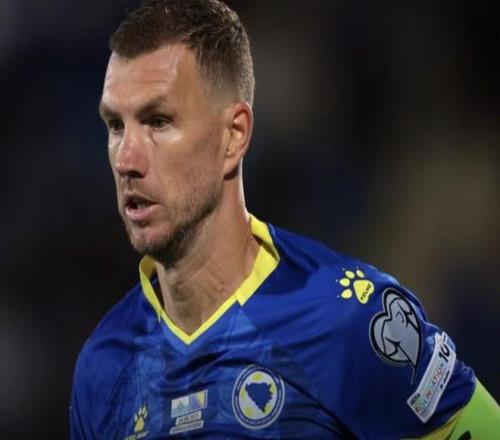 强势领跑,佳绩,谁能挑战这,B体育官网,B,Sports,足球直播,篮球赛事,体育高清,NBA直播